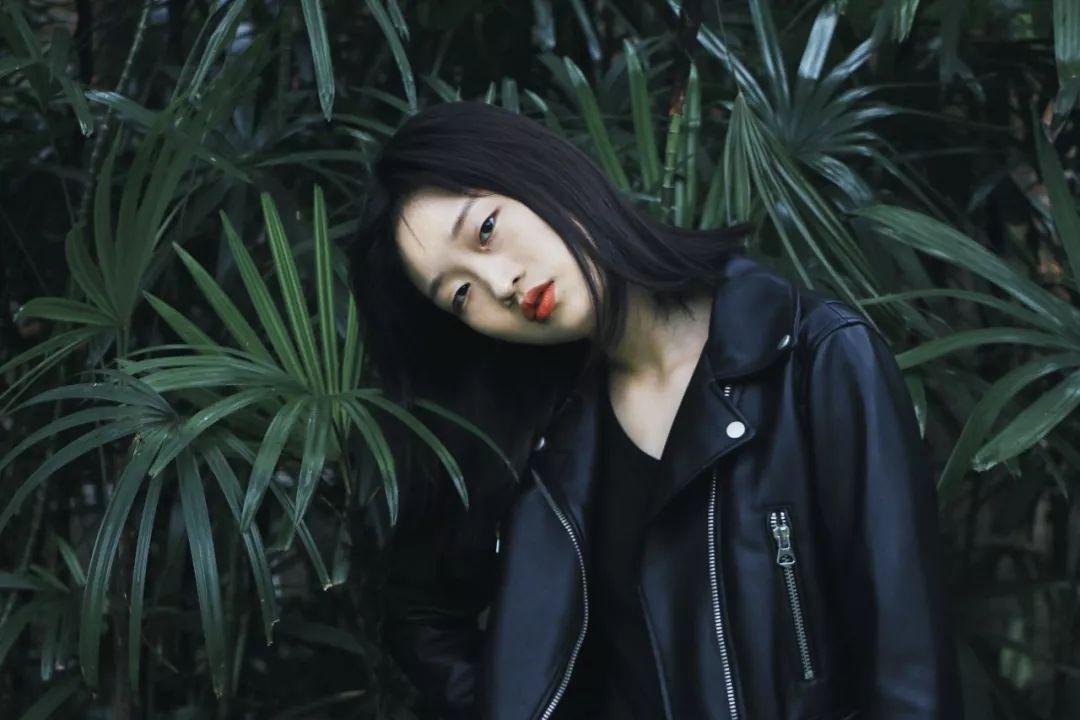 五彩几何塔